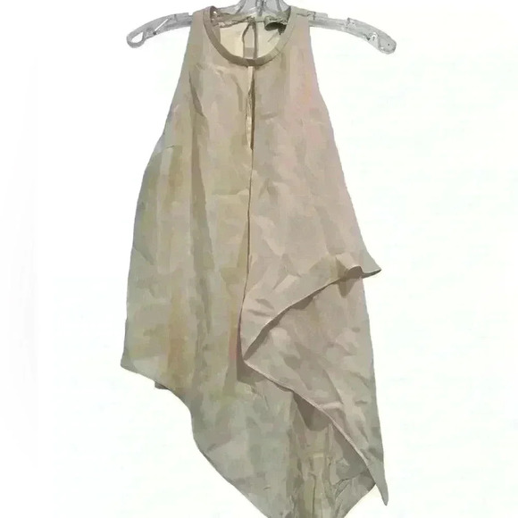 ELIZABETH & JAMES NWOT  TABBY TANK 100% SILK KEY HOLE WITH BUTTON  BLUSH SMALL - Picture 2 of 7